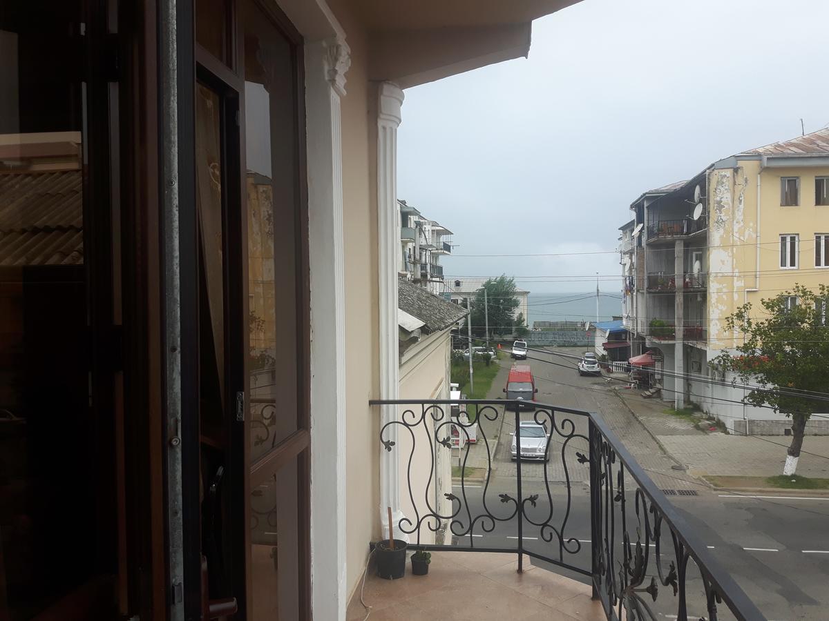 Hotel Chaika Kobuleti Eksteriør bilde